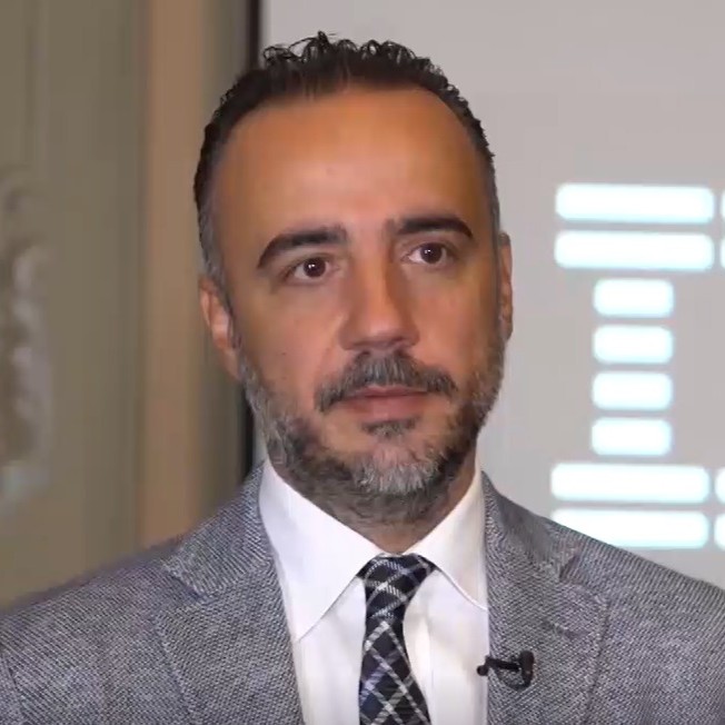 Alpay Özer